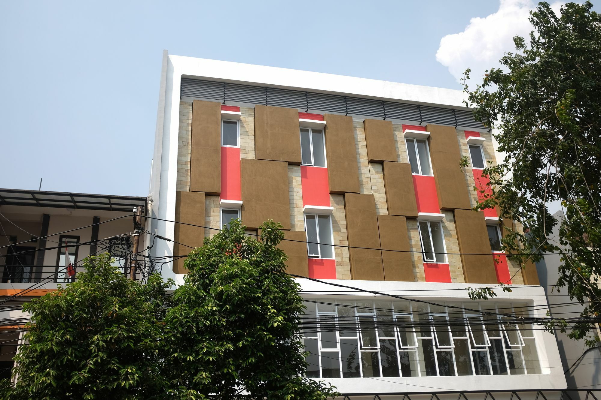 Reddoorz Plus Near Mall Ciputra Джакарта Экстерьер фото