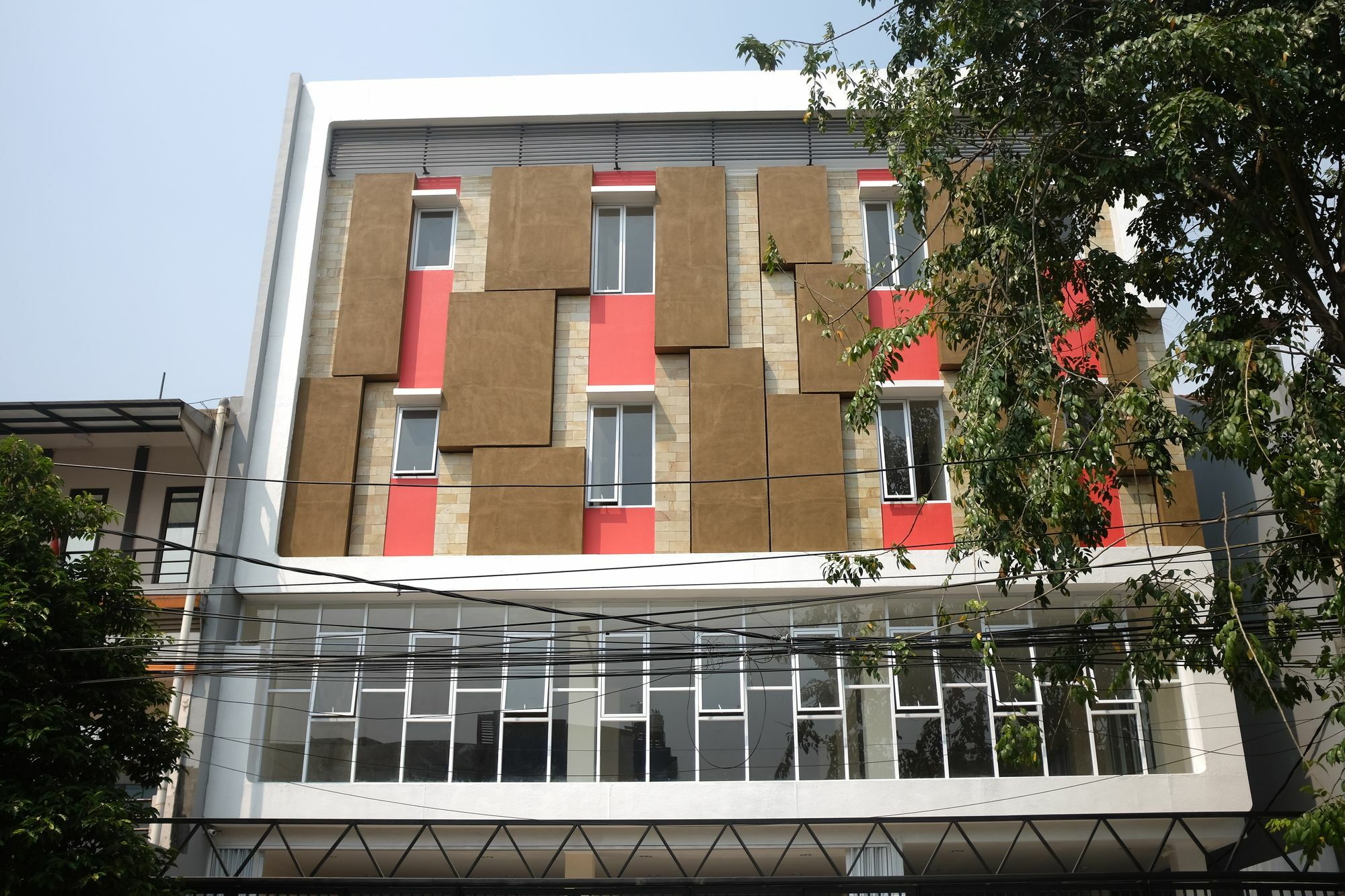 Reddoorz Plus Near Mall Ciputra Джакарта Экстерьер фото